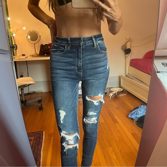 AE Ripped jeans 💙 - Picture 2 of 4